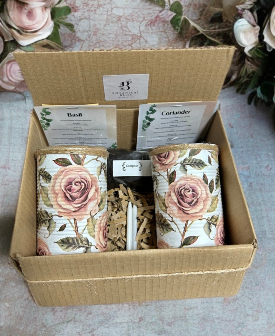 Geschenkset "Vintage Rosengarten" zum Kräuter selbst anbauen